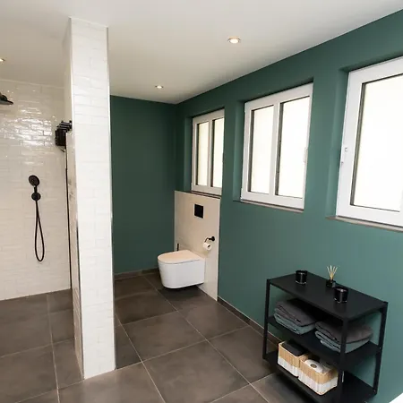 Mit Panoramablick Naehe Nuerburgring * Virneburg